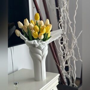 Tulips Artificial Flowers Real Touch Wedding/Party Decor 37 Pieces Yellow